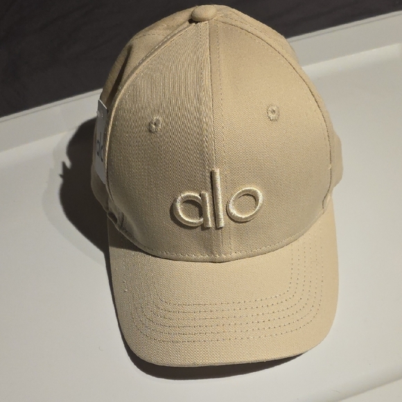ALO Beige Baseball Cap NWT - Picture 9 of 13